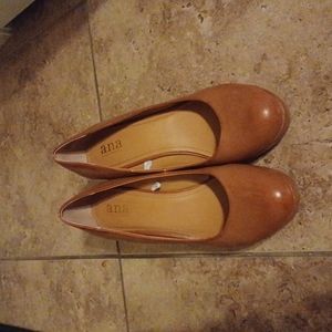Brown Ana wedge heels size 10